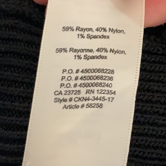 Wilfred Crevier Knit top in black size S - Picture 5 of 5